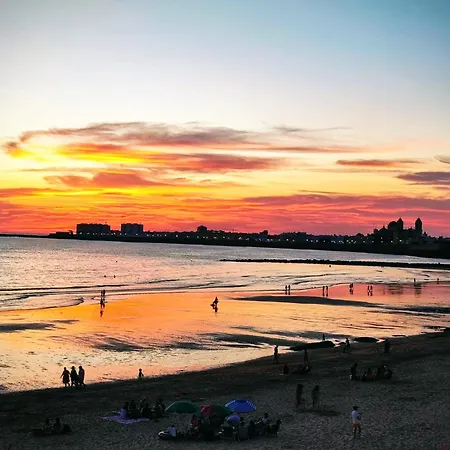 Capital * كاديز